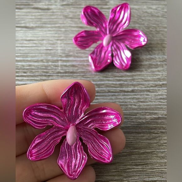 Pink flower earrings A69 - Picture 3 of 5